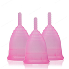 Tazas flexibles suaves del período del silicón del grado médico de las tazas menstruales con el bolso del almacenamiento