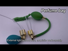 Un hermoso globo de perfume